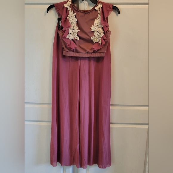 Weissmans Golden Hour 2pc Crop Top And Sheer Pant Set - Picture 2 of 10